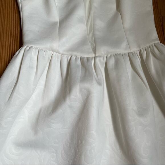 NWT En Creme white deep V fit flare dress SIZE S - Picture 4 of 6
